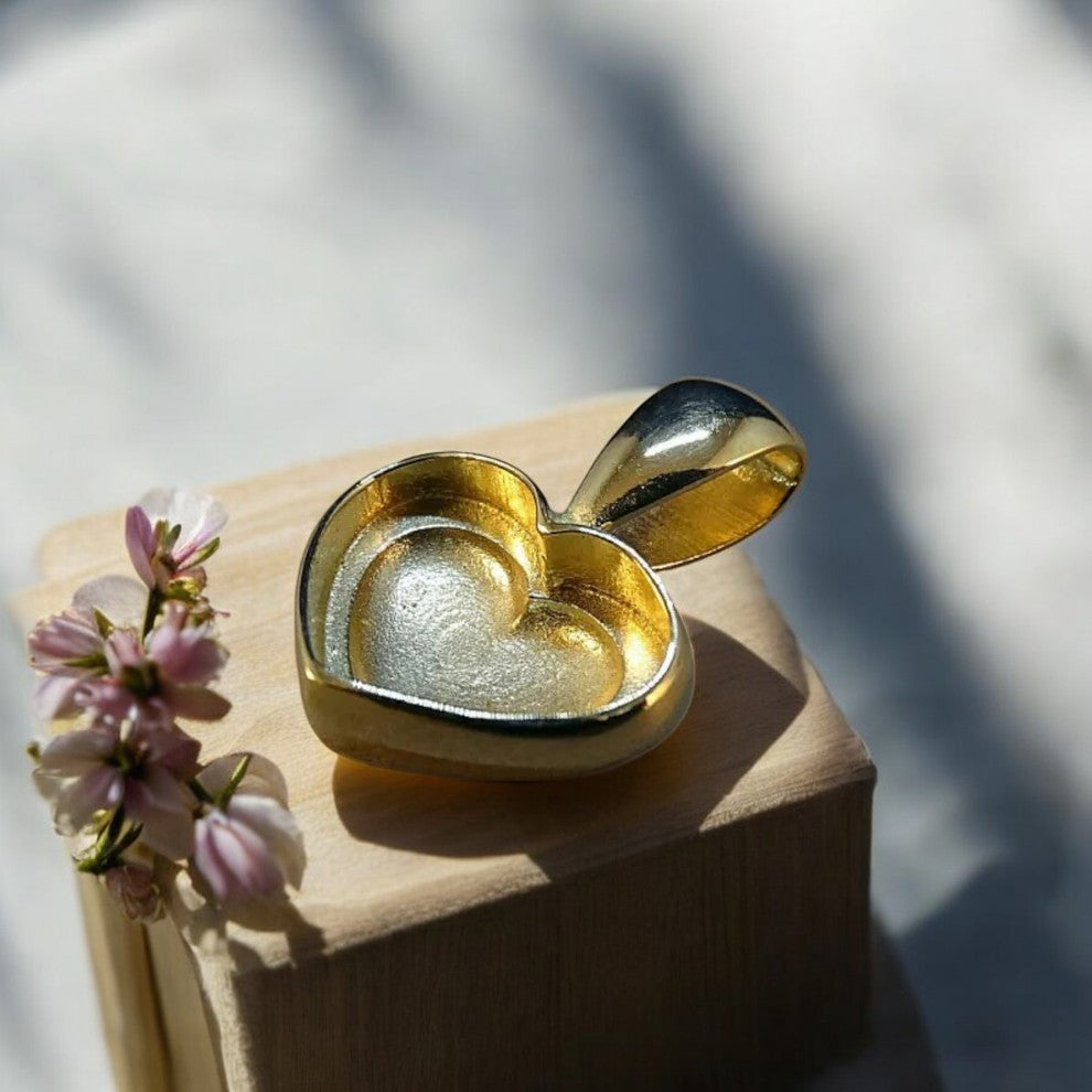 Solid 9ct Gold Small Heart Pendant