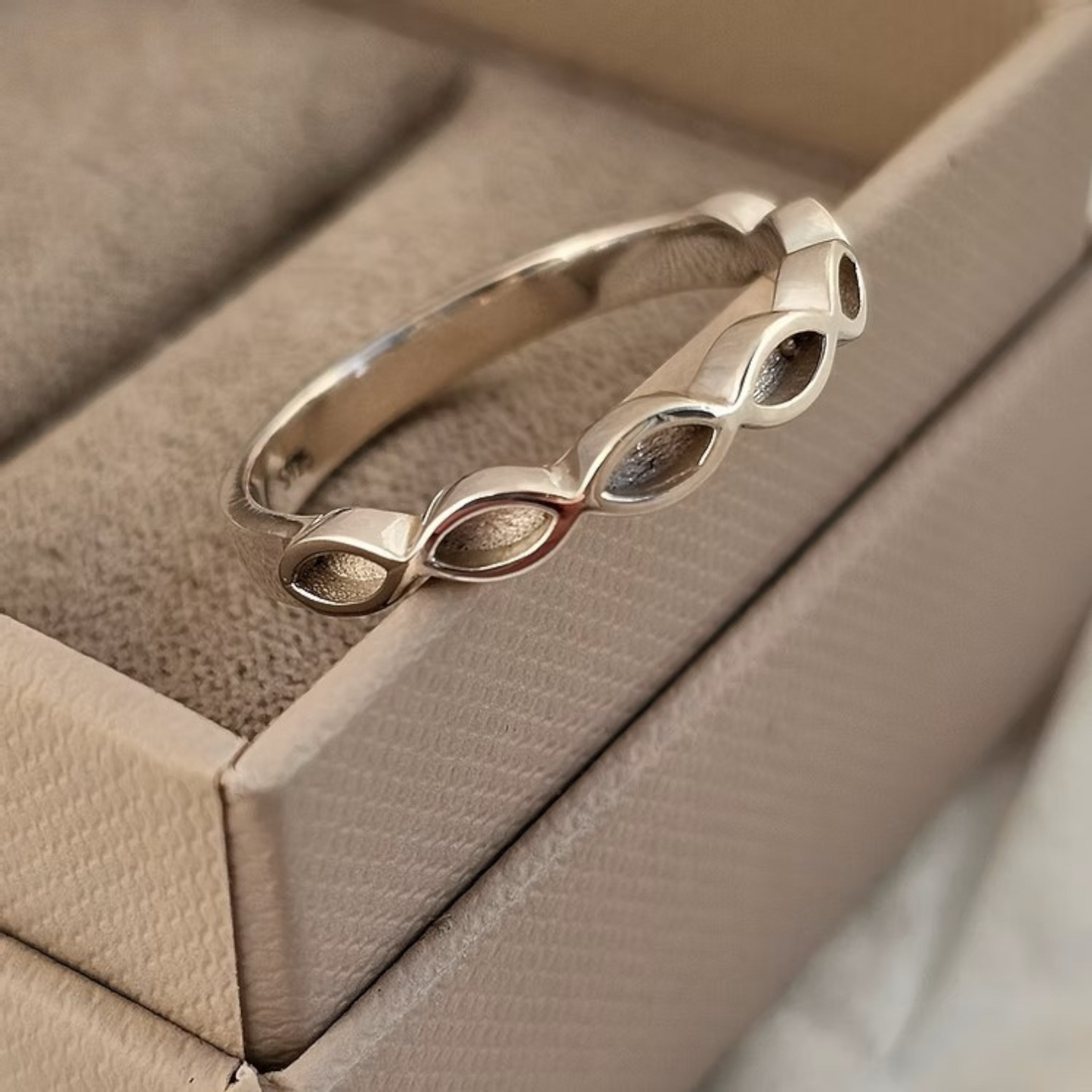 Keepsake Memorial 9ct Gold Ladies Half Almond Eye Ashes Band Ring **Made to Order**