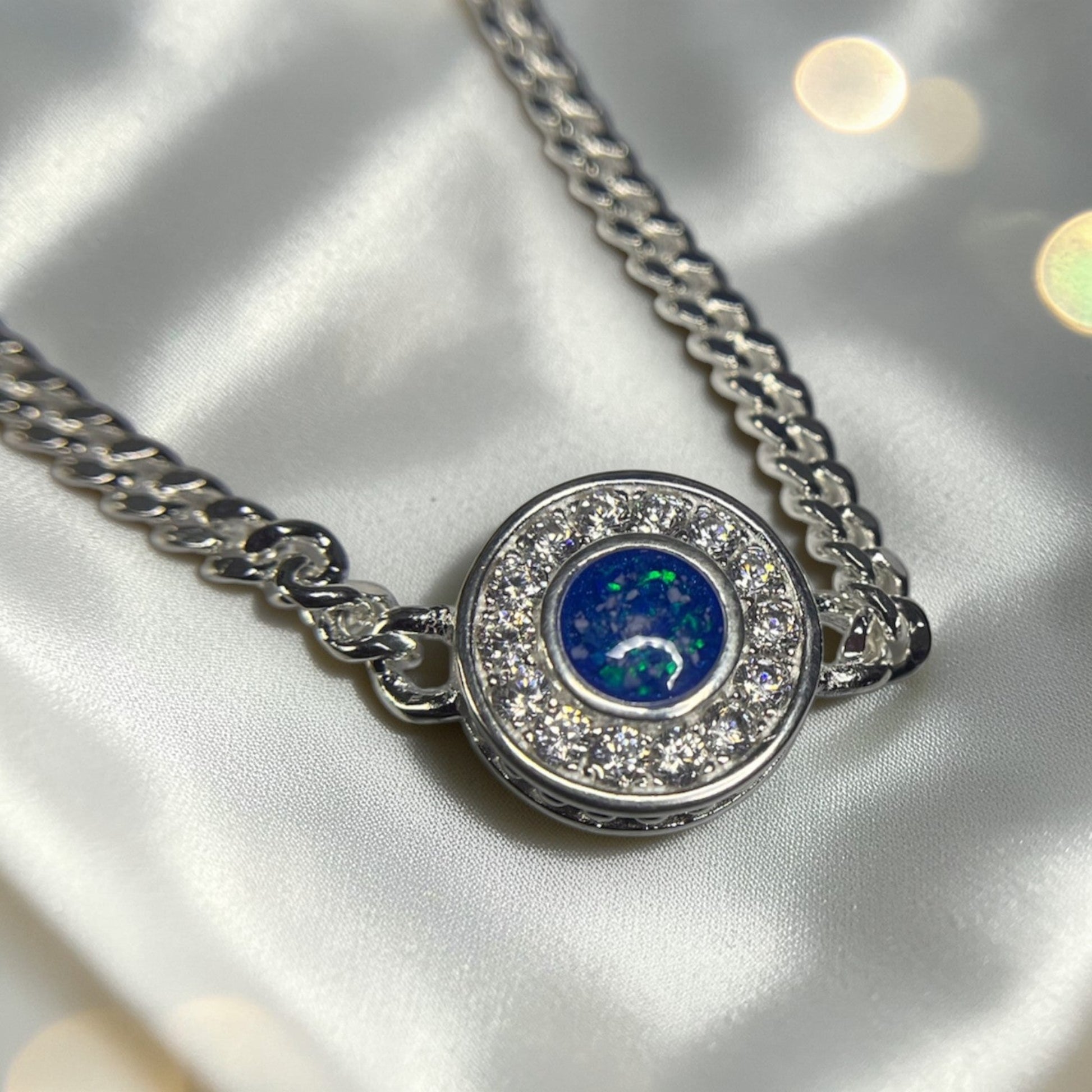 Halo Bracelet — silver halo ashes memorial bracelet, close up front view, handcrafted in Lancashire, UK