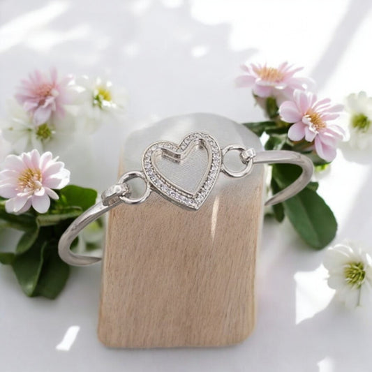 Heart CZ hook clasp 925 Silver Bangle