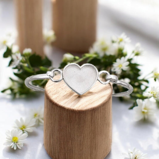 Beautiful 925 Silver Heart Bangle