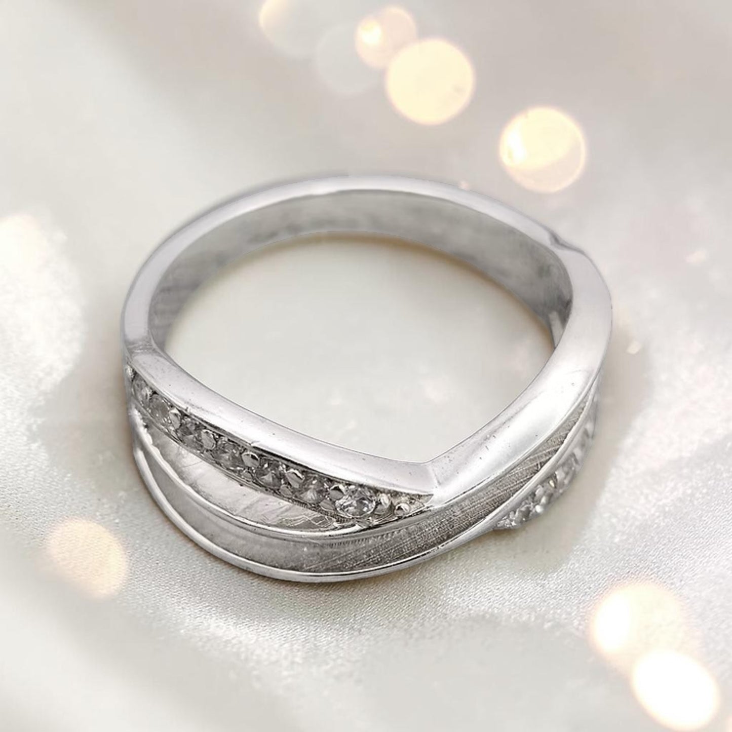 Keepsake Memorial Silver Ladies Infinity CZ Ashes Ring - Elsie
