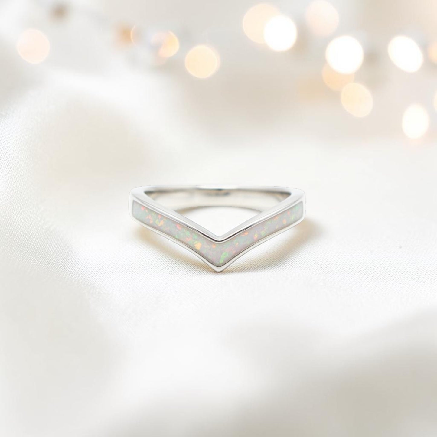 Ivy Ring — white gold  wishbone ashes memorial ring, handcrafted in Lancashire, UK