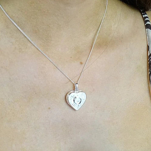 Stunning Solid 925 Silver Heart Locket