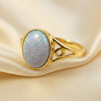 White Snow Margot 9ct gold signet memorial ring, handcrafted in Lancashire, UK – by Keepsake Memorial Jewellery