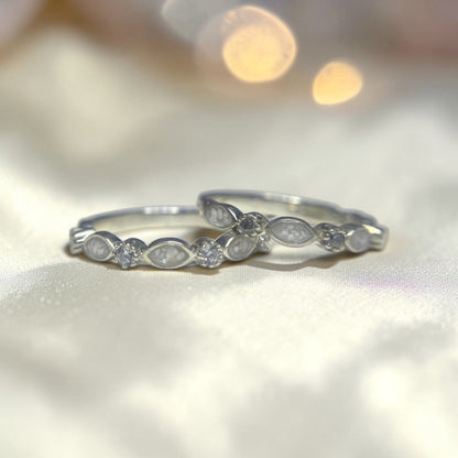 Arabella Ring — silver ashes memorial ring, handcrafted in the Uk