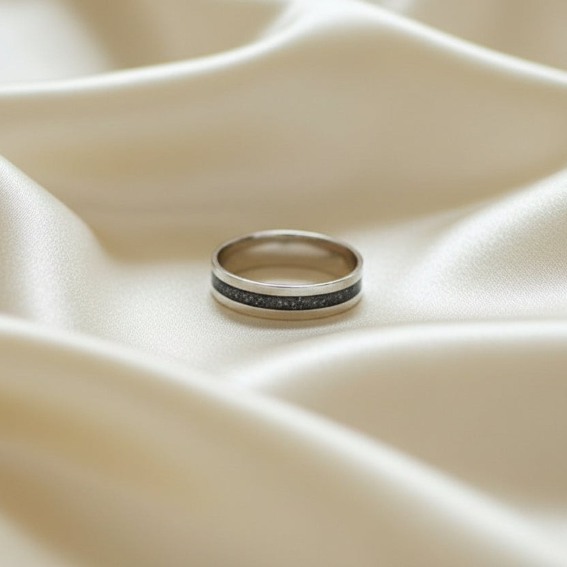Horizon Band — unisex silver ashes keepsake memorial ring, handcrafted in Lancashire, UK