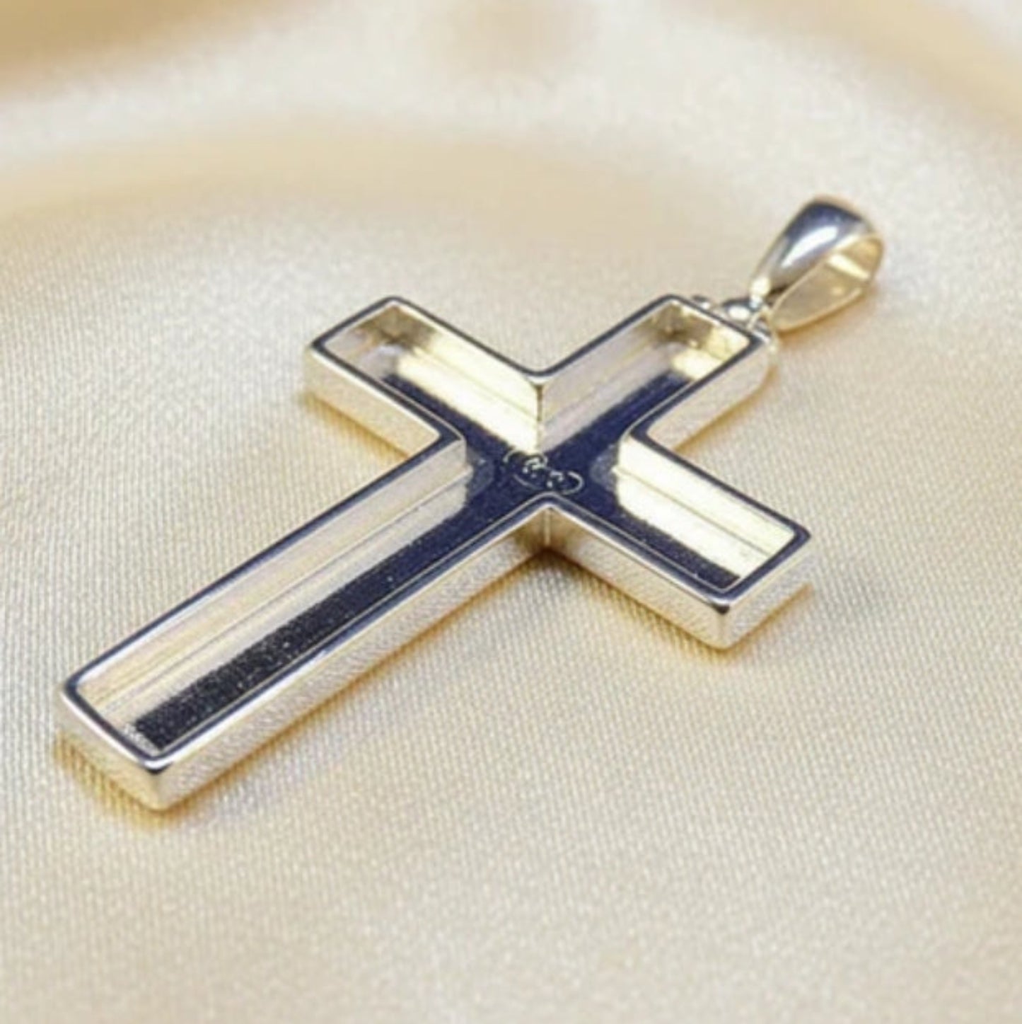 silver mens cross, memory pendant, handcrafted in lancashire 