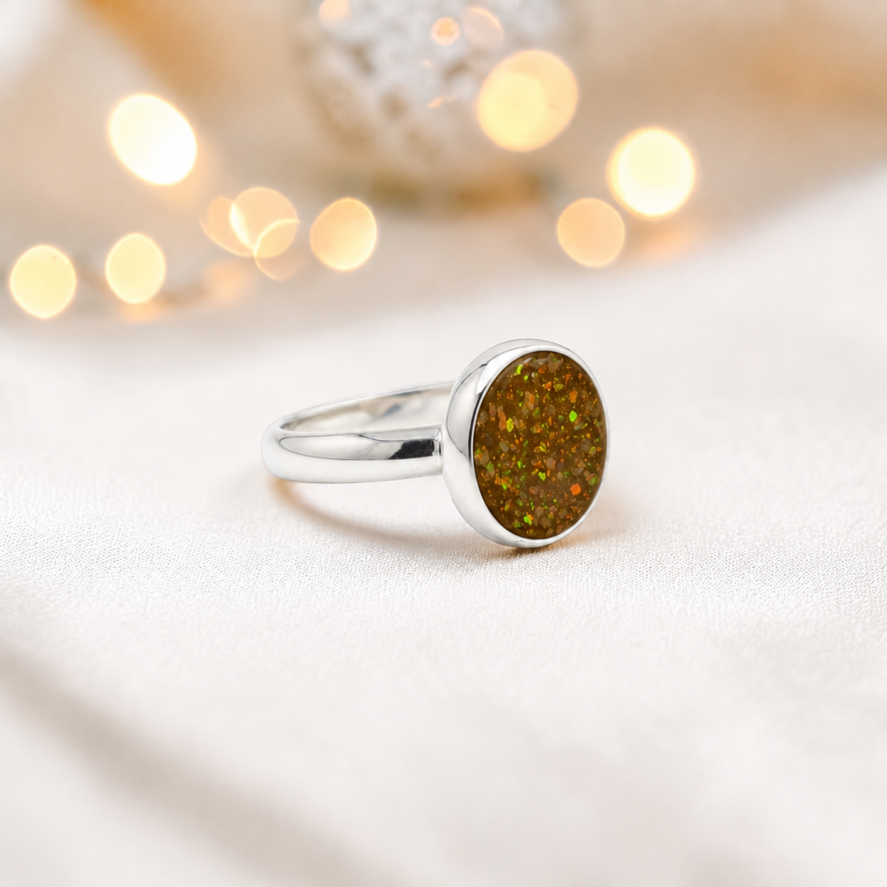 Keepsake Memorial Silver Gabrielle Ashes Ring in Gold Olive - Handcrafted in the UK