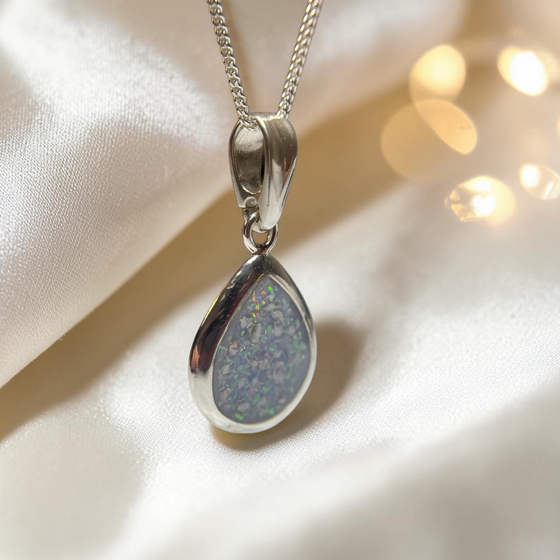 Procyon Pendant — silver pear ashes memorial necklace, handcrafted in the UK
