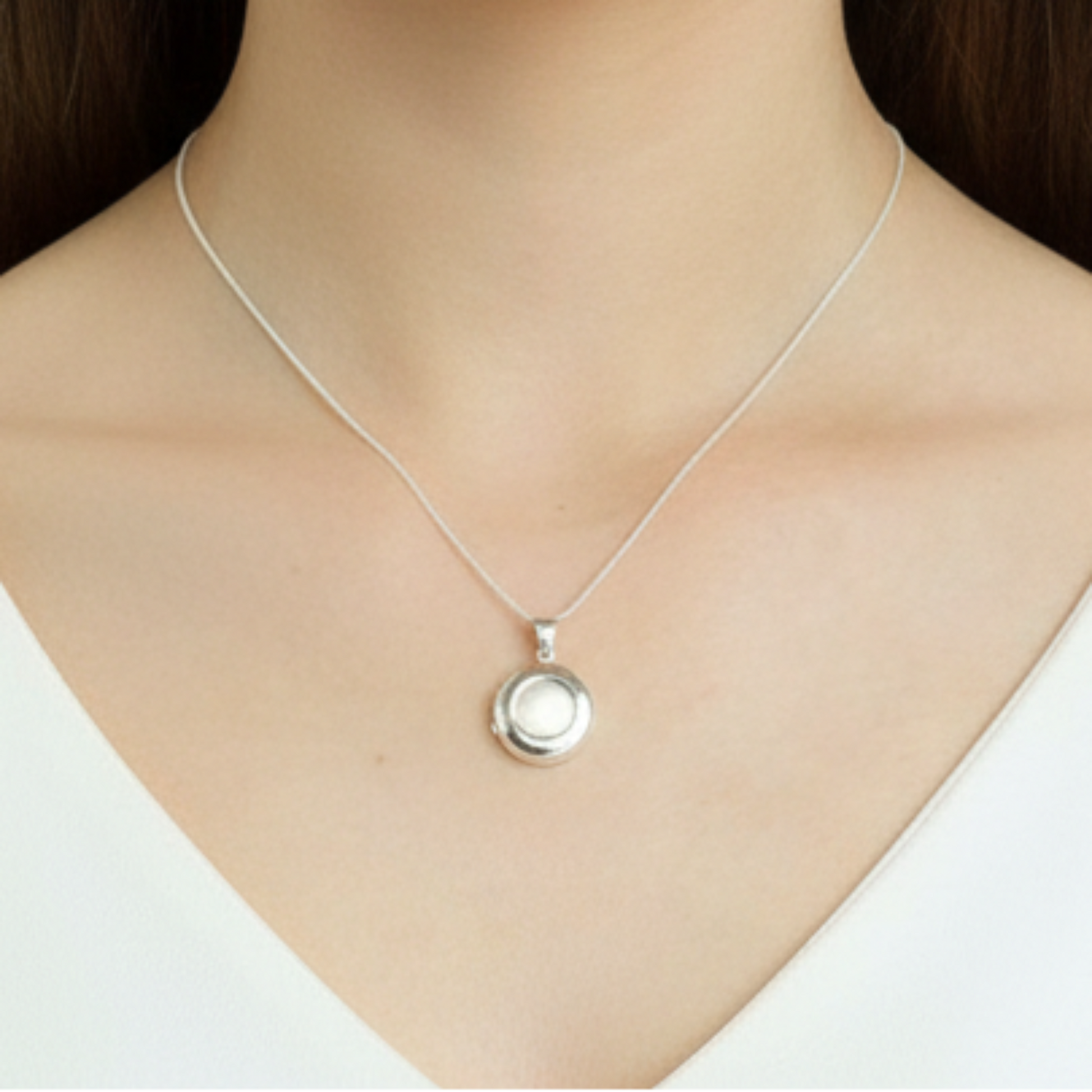 silver round memorial pendant handcrafted in uk