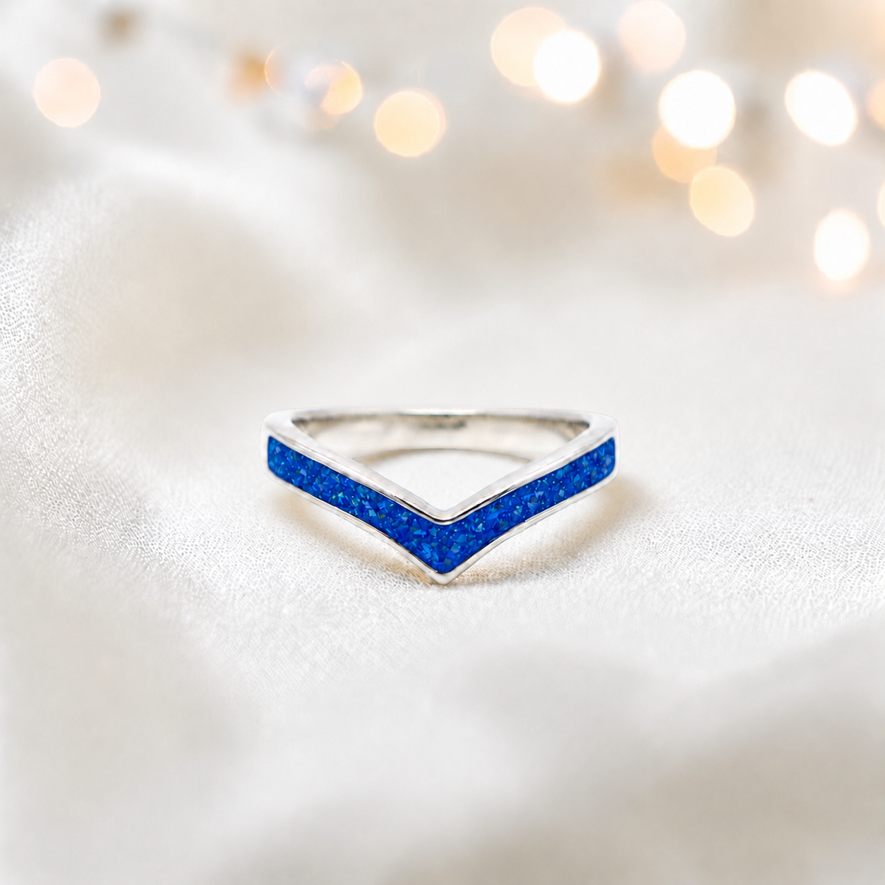 Royal blue Ivy 9ct white gold wishbone ashes ring, handcrafted in Lancashire, UK – by Keepsake Memorial Jewellery