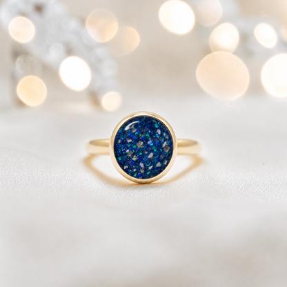 Sapphire Glow 9ct gold round memorial ring,  Matilda, handcrafted in Lancashire, UK – by Keepsake Memorial Jewellery