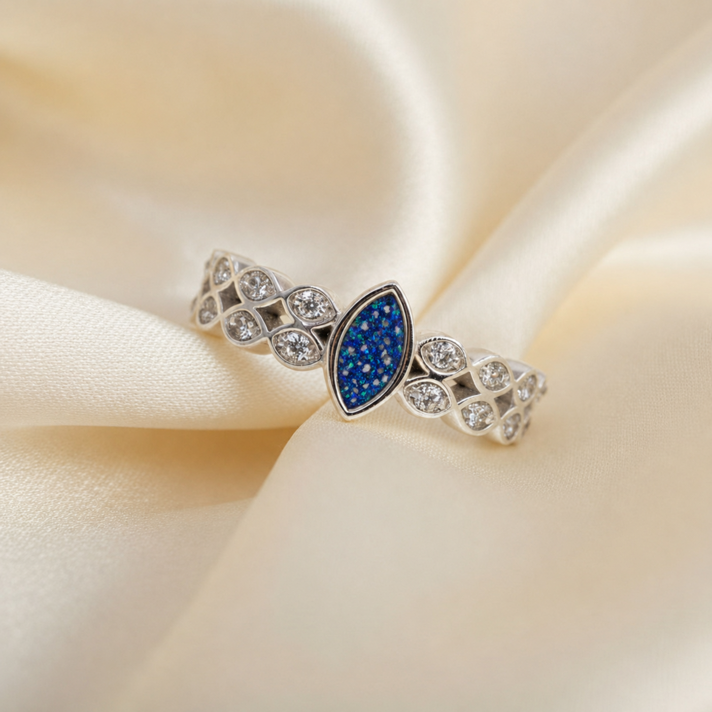 serenata keepsake ring, handcrafted in uk