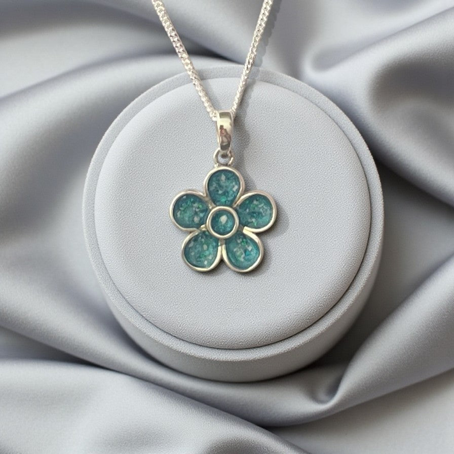 Silver forget me not keepsake pendant, handcrafted in Lancashire, UK