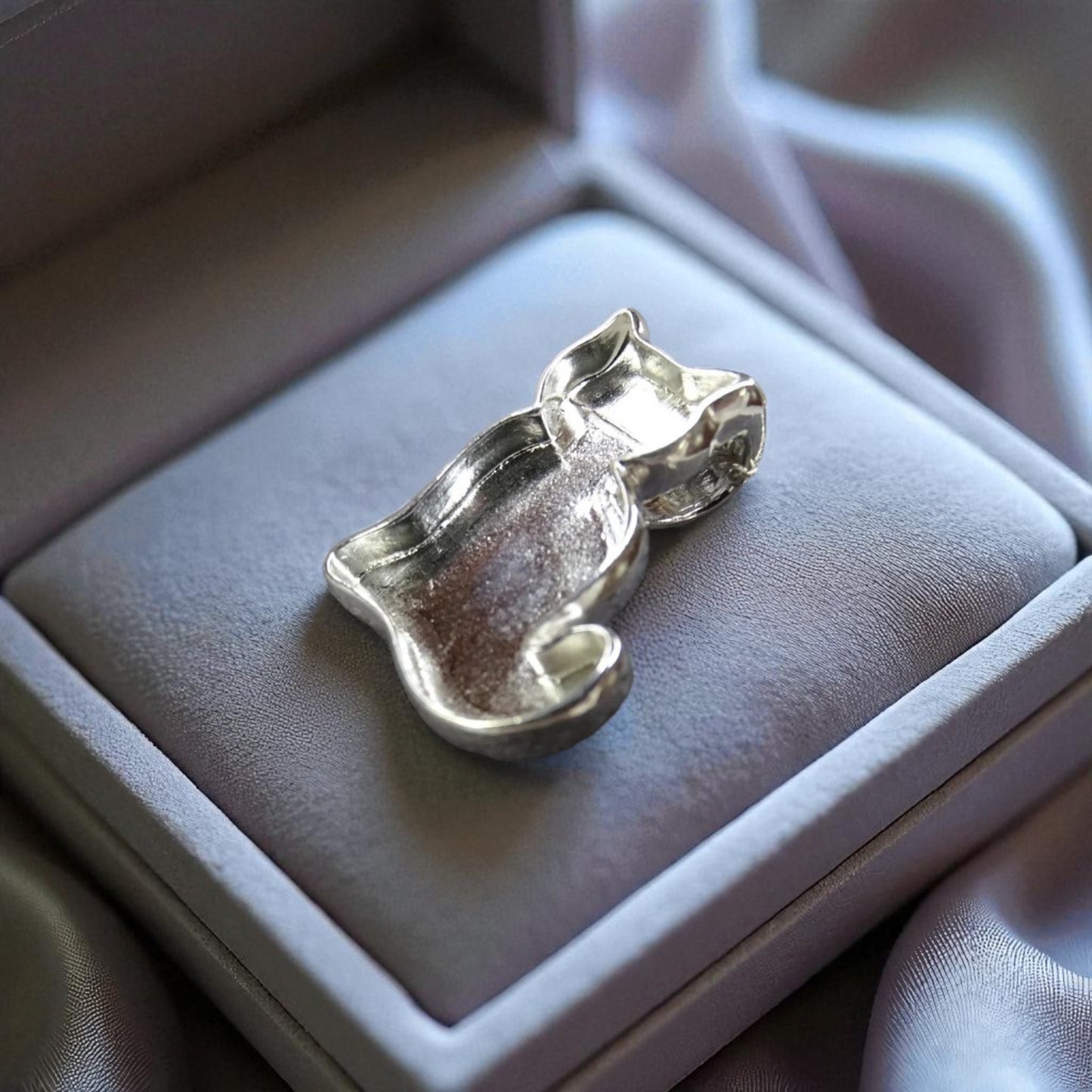 Silver Cat ashes pendant, handcrafted in Lancashire, UK