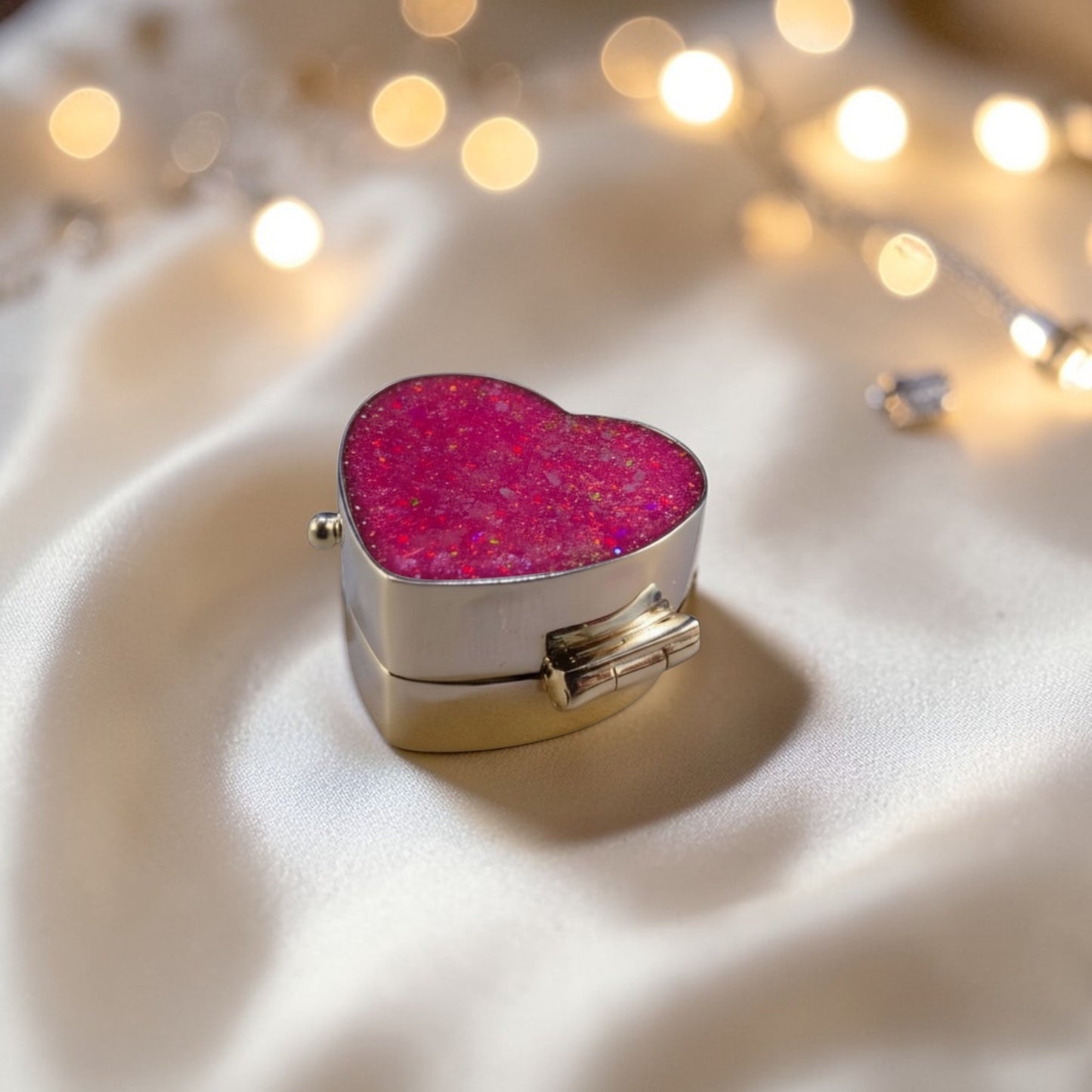 silver heart keepsake pill box, handcrafted in uk