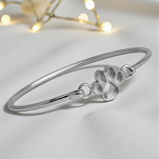 silver keepsake paw bangle, handcrafted in lancashire