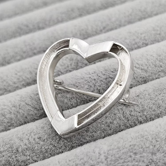 Silver Memorial Heart Stock Pin, handcrafted in Lancashire, UK