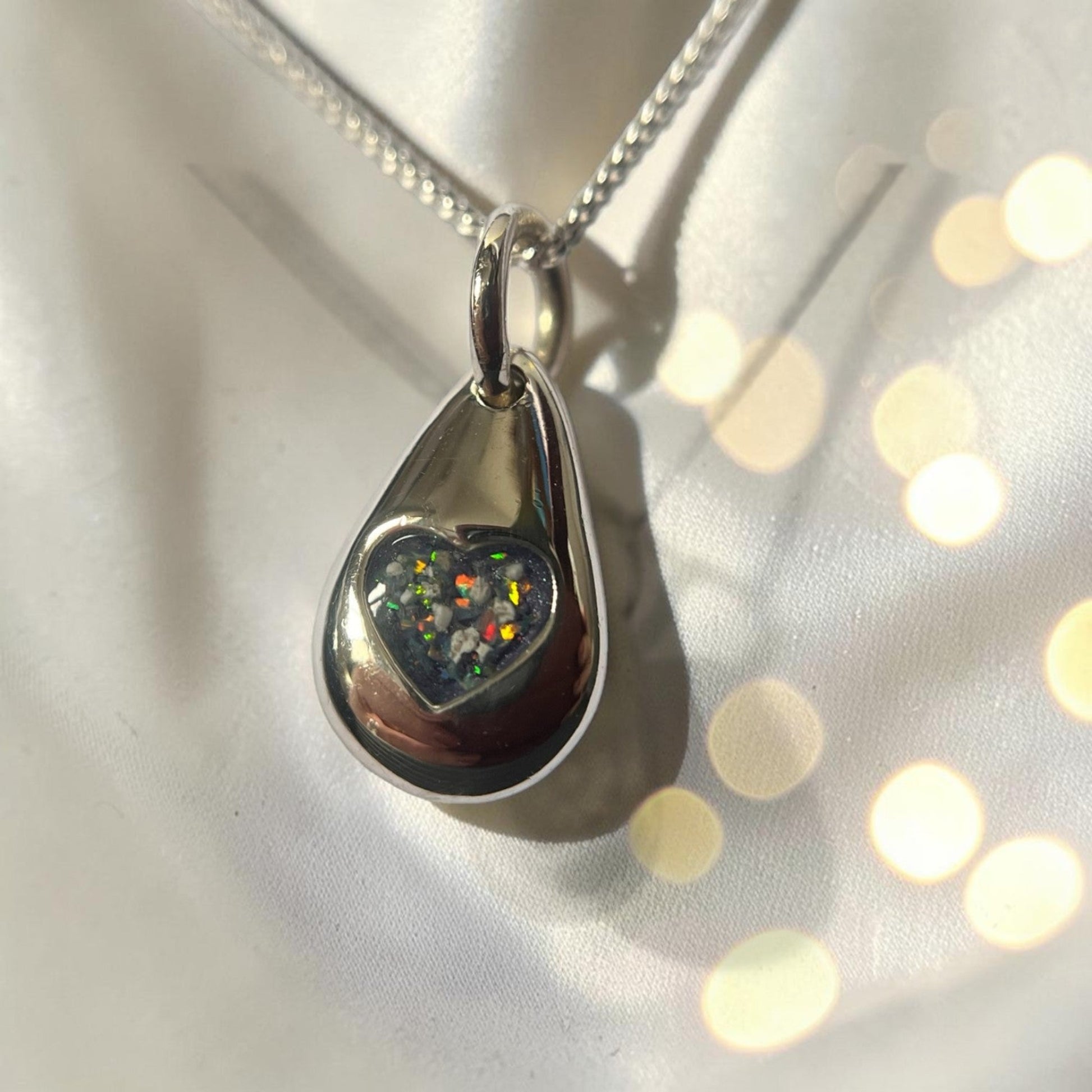 silver ashes memorial pendant, handcrafted in rossendale 