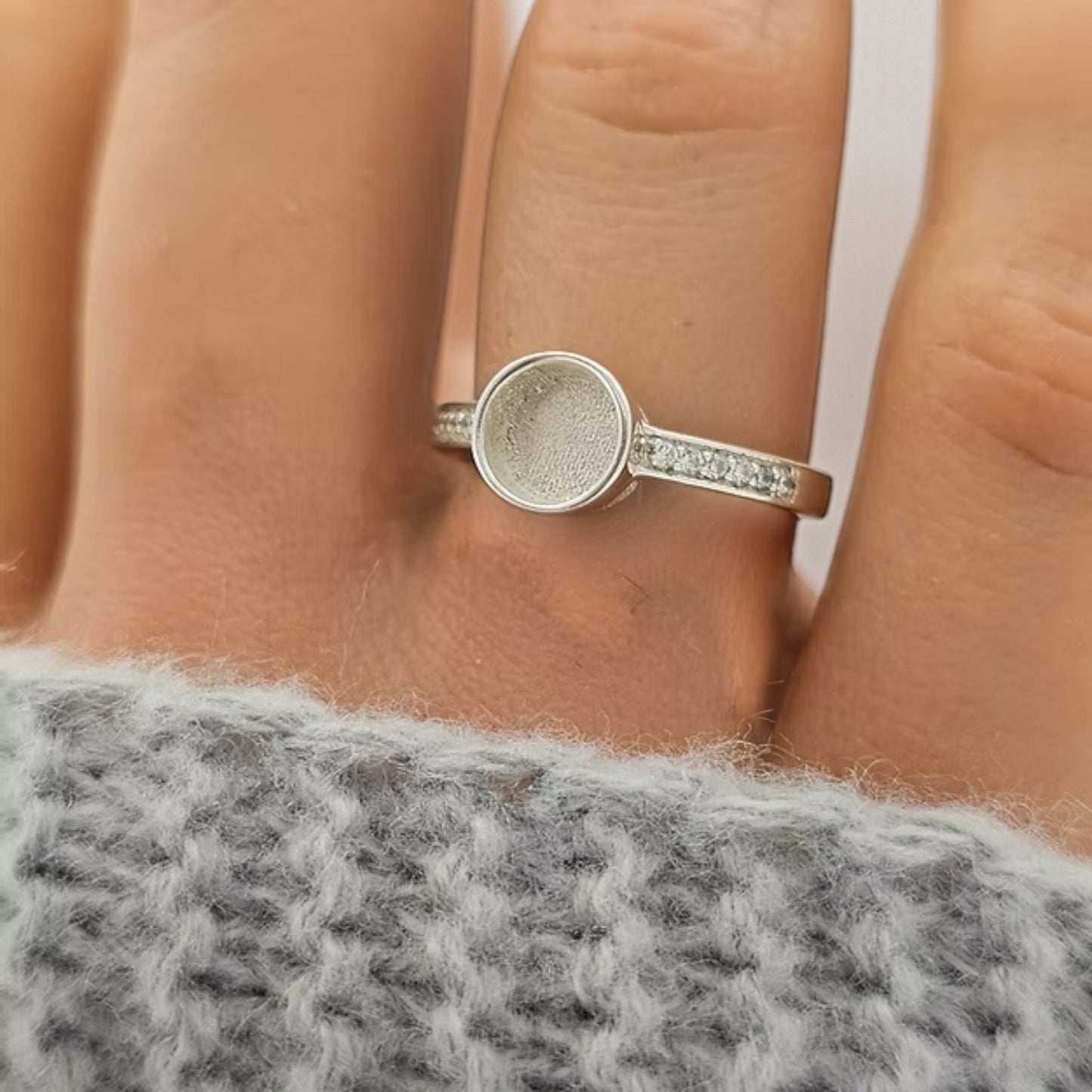 Silver Whisper Ring — silver round CZ ashes memorial ring, handcrafted in Lancashire, UK