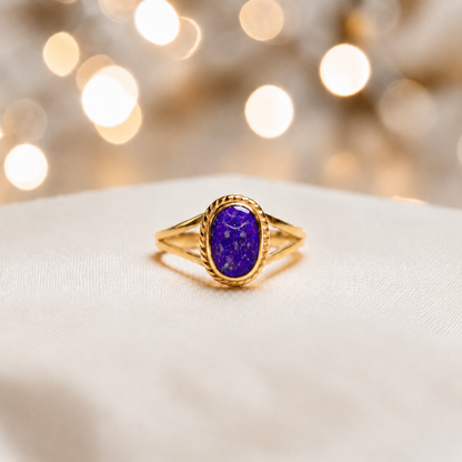 Sleepy Lavender Ayla, 9ct gold oval memorial ring, handcrafted in Lancashire, UK – by Keepsake Memorial Jewellery