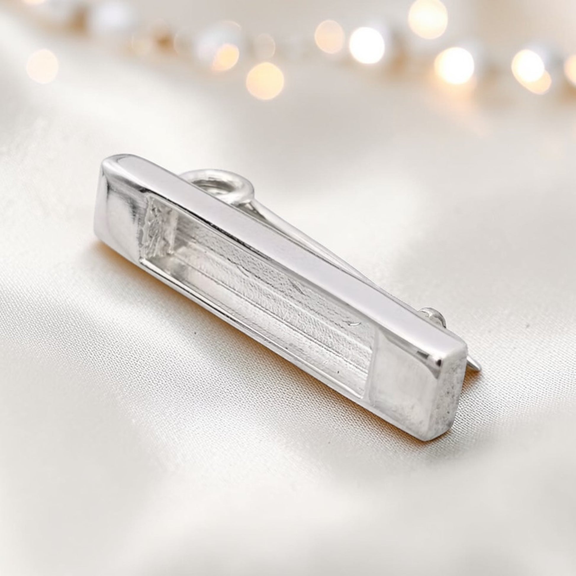 Venus Stock Tie Pin — silver oblong ashes memorial tie pin, handcrafted in Lancashire, UK
