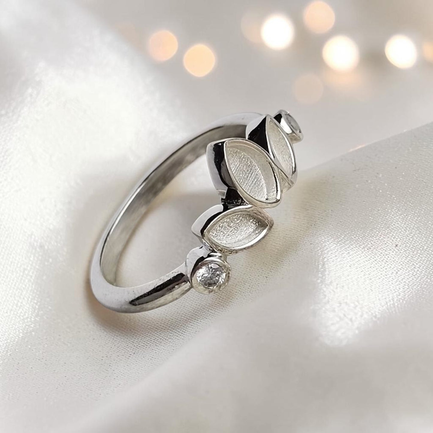 Thea Ring — silver triple setting ashes memorial ring, alternative angle, handcrafted in Lancashire, UK