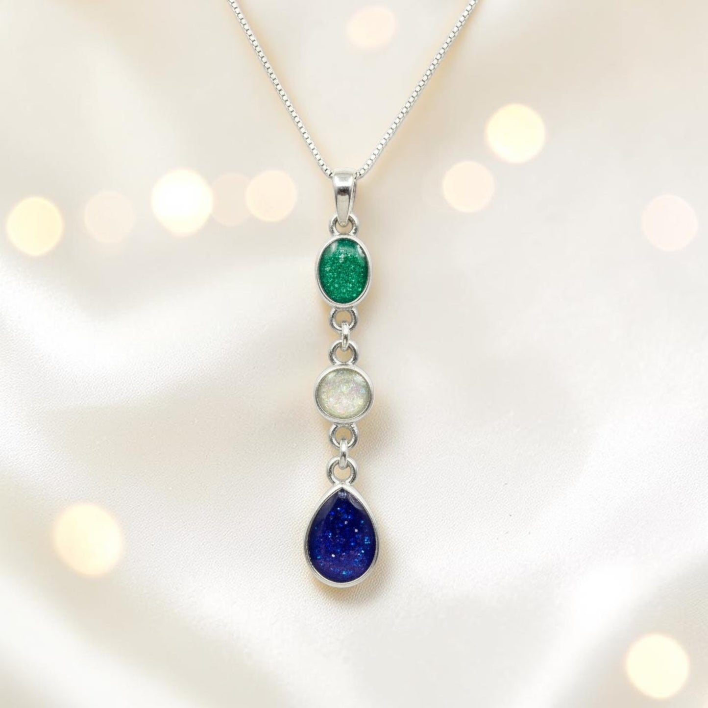 three stone memorial pendant, lancashire, uk