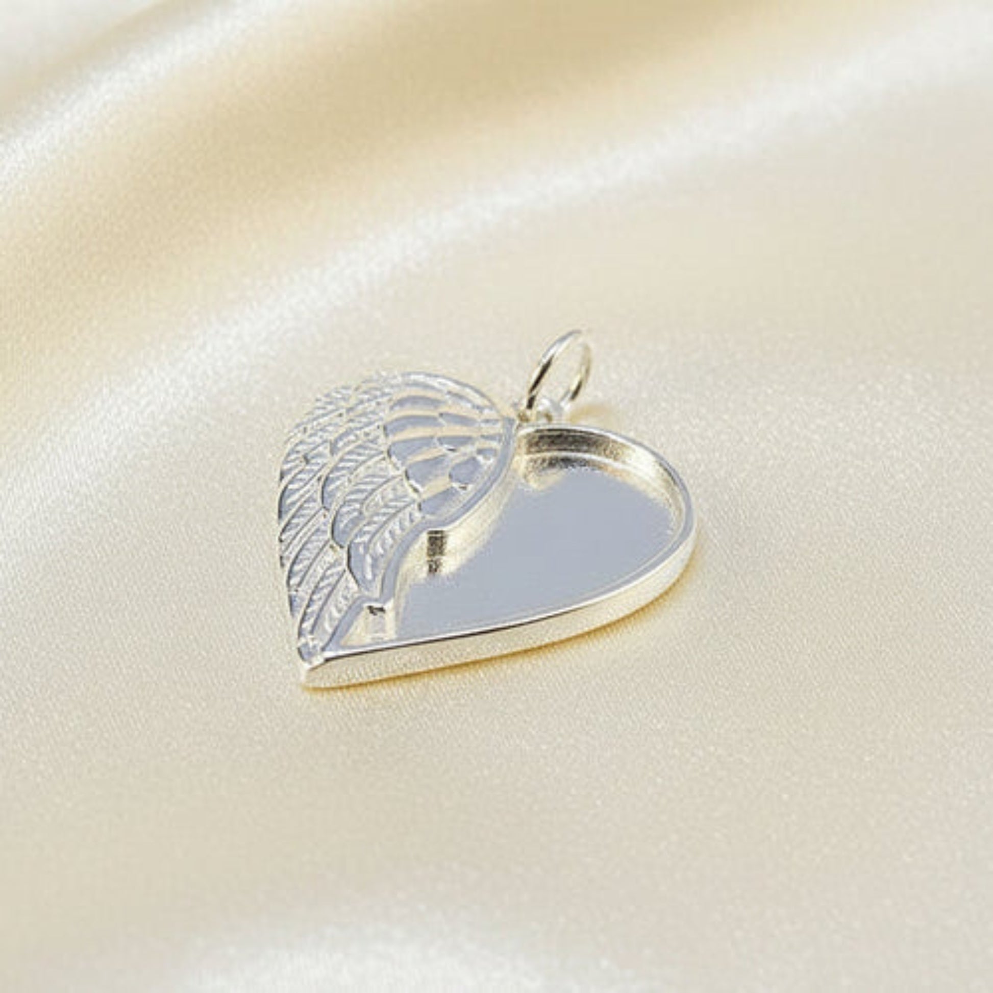 silver ashes memorial pendant, handcrafted in lancashire